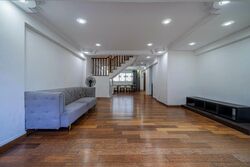 Blk 558 Jurong West Street 42 (Jurong West), HDB Executive #513785611